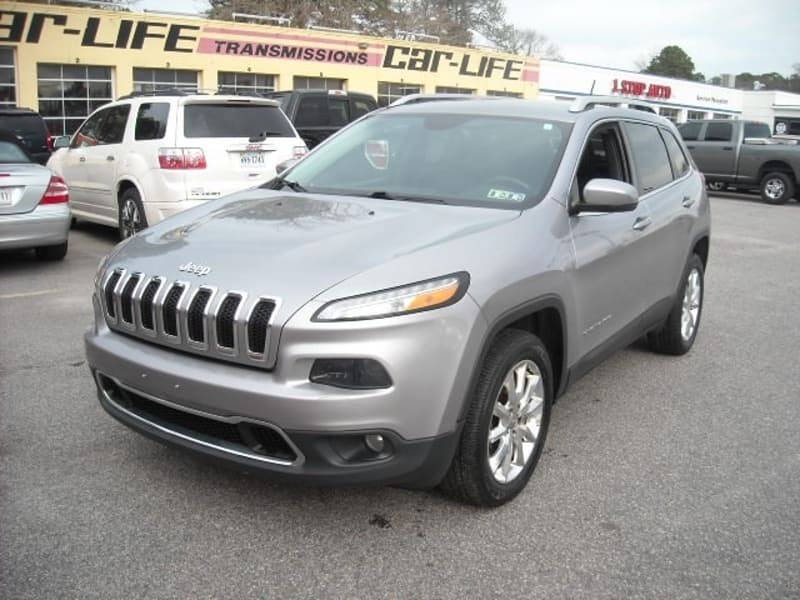 2015 Jeep Cherokee for sale at Luxury Auto Sales, Inc in Norfolk, VA