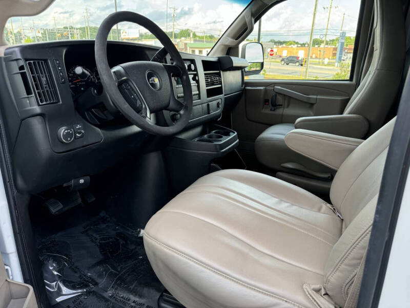 2016 Chevrolet Express 2500