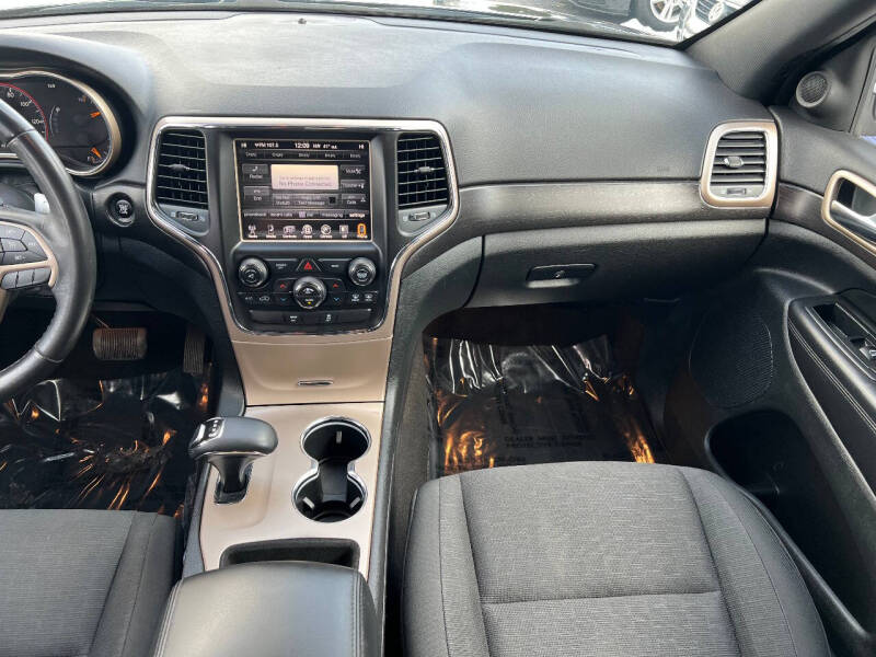 2015 Jeep Grand Cherokee Laredo