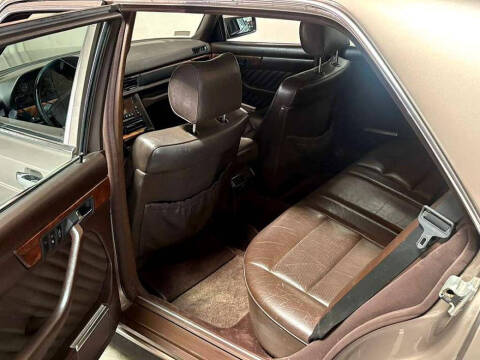 1991 Mercedes-Benz 560-Class 560 SEL