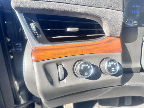 2020 Cadillac Escalade ESV Luxury