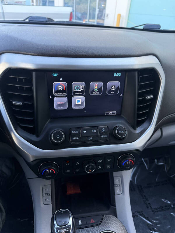 2019 GMC Acadia SLT-1