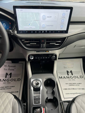 2023 Ford Escape Platinum