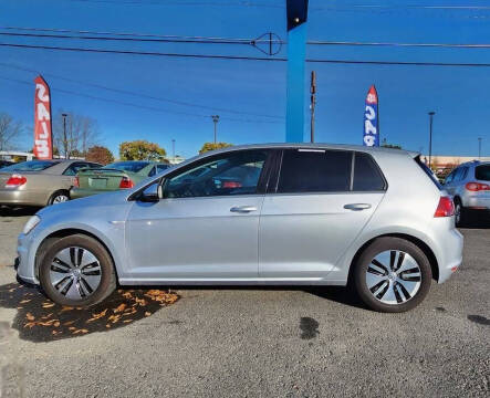 2016 Volkswagen e-Golf SEL Premium