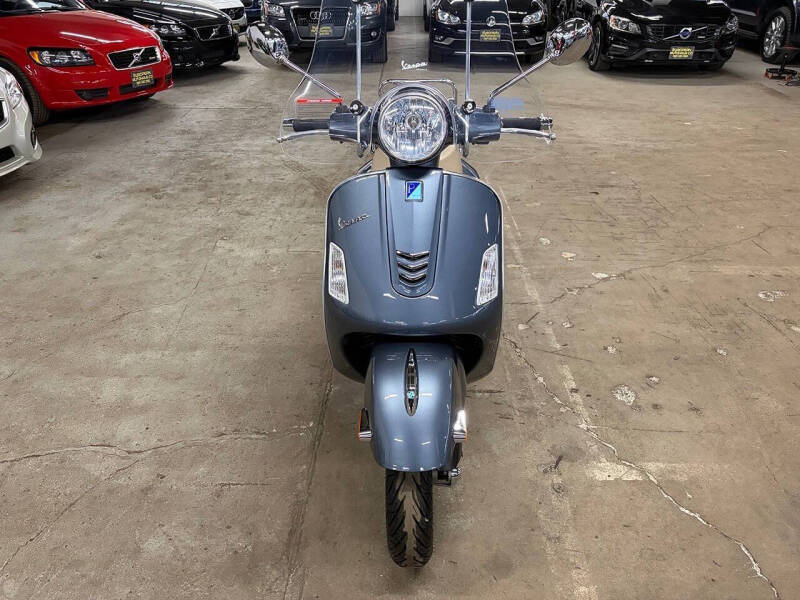 2015 Vespa GTS 300