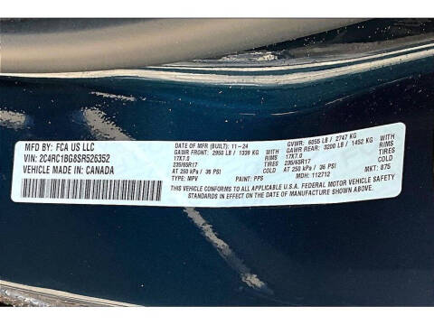 2025 Chrysler Pacifica Select