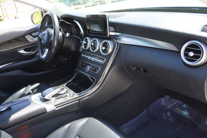 2015 Mercedes-Benz C-Class C 300