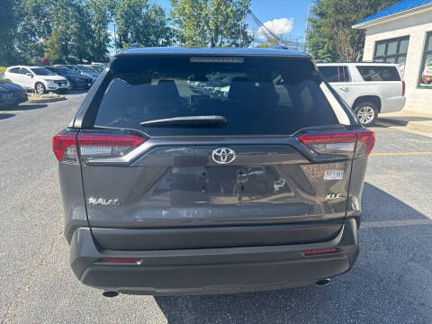 2023 Toyota RAV4 XLE