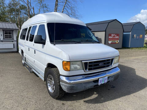 2004 Ford E-Series E-250 SD