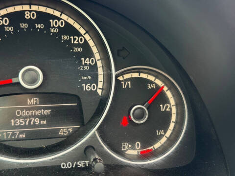 2013 Volkswagen Beetle Turbo Fender Edition