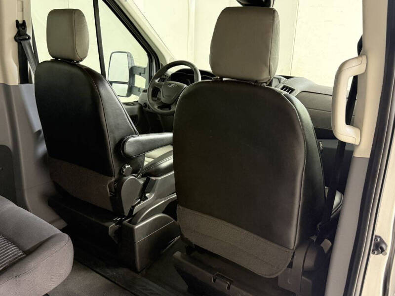 2015 Ford Transit