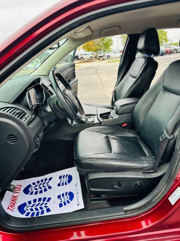 2017 Chrysler 300 Limited