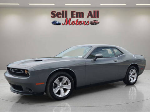 2023 Dodge Challenger SXT