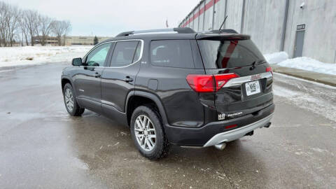 2017 GMC Acadia SLE-2