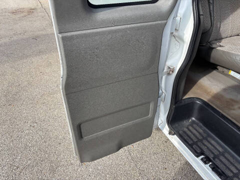 2003 Chevrolet Express 3500 LS