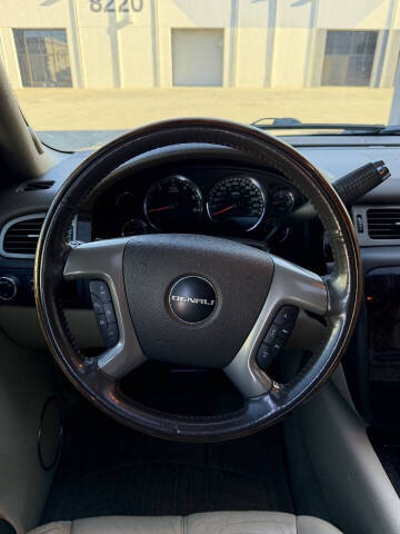 2009 GMC Yukon Denali