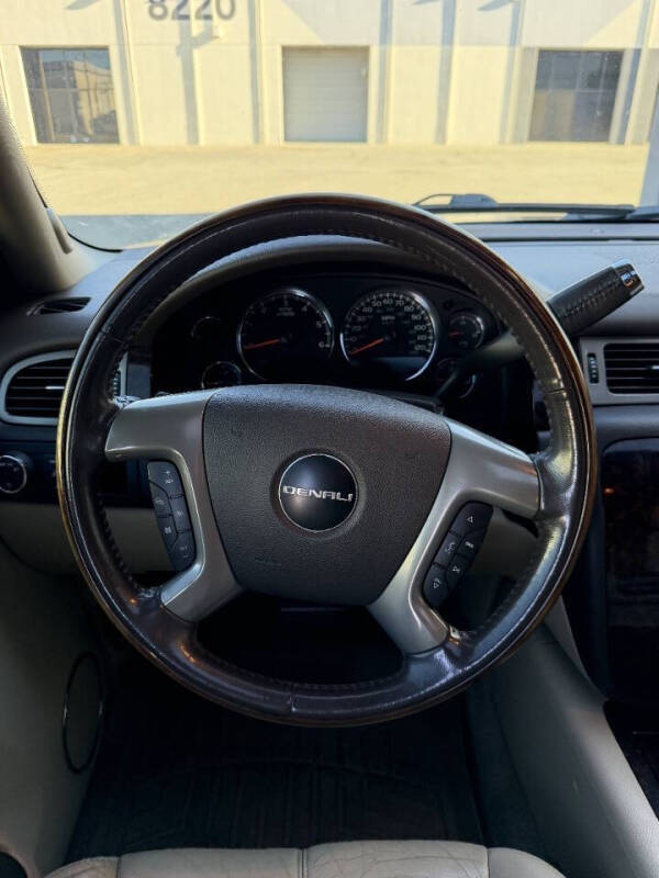 2009 GMC Yukon Denali
