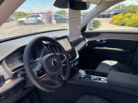 2025 Volvo XC90 B6 Plus Bright Theme 7P