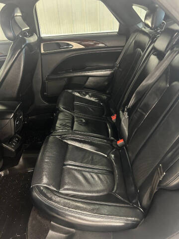 2017 Lincoln MKZ Reserve