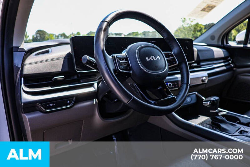 2025 Kia Carnival LXS
