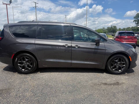 2019 Chrysler Pacifica Touring L