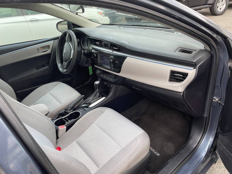 2016 Toyota Corolla LE