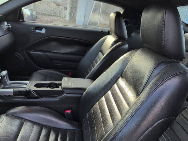 2007 Ford Mustang GT Deluxe