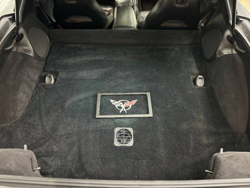 2004 Chevrolet Corvette