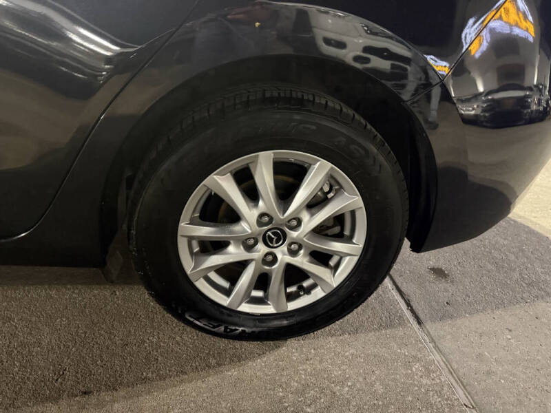 2018 Mazda MAZDA3 Sport