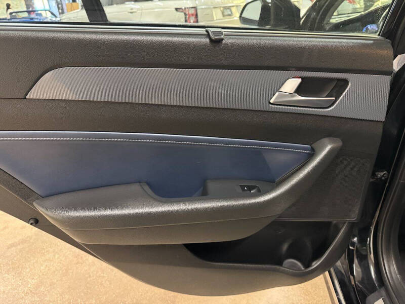 2017 Hyundai Sonata Hybrid