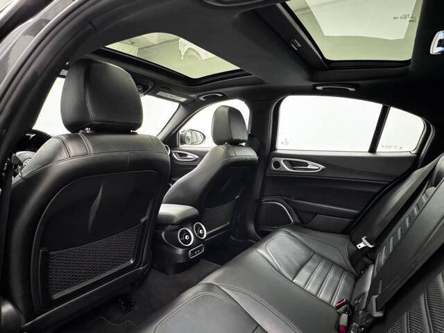 2023 Alfa Romeo Giulia Veloce