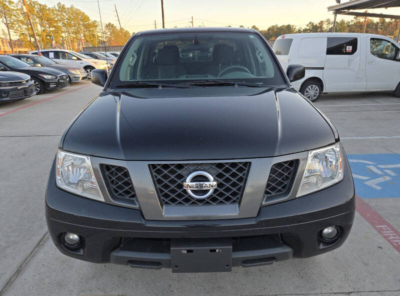 2012 Nissan Frontier SV photo 4