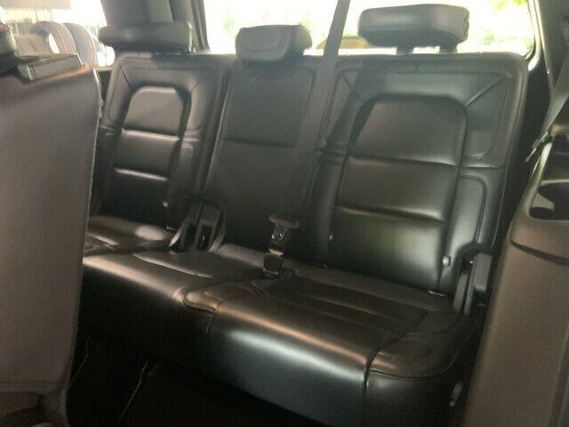 2019 Lincoln Navigator Select