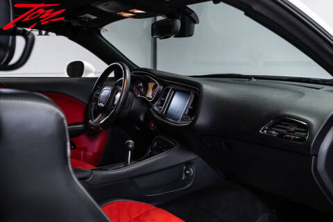 2015 Dodge Challenger SRT Hellcat