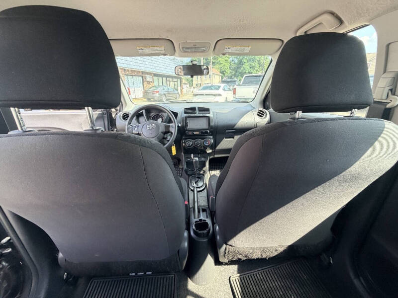 2009 Scion xD