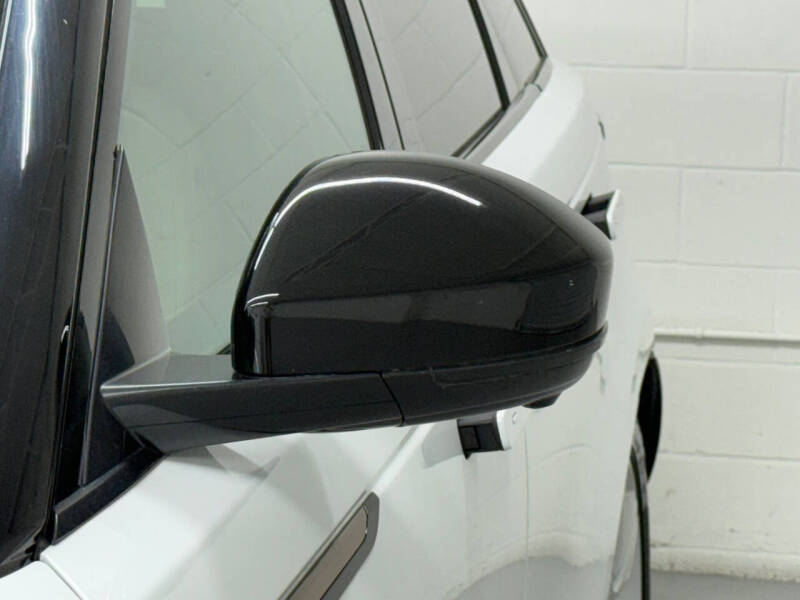 2019 Land Rover Range Rover Velar P380 R-Dynamic HSE