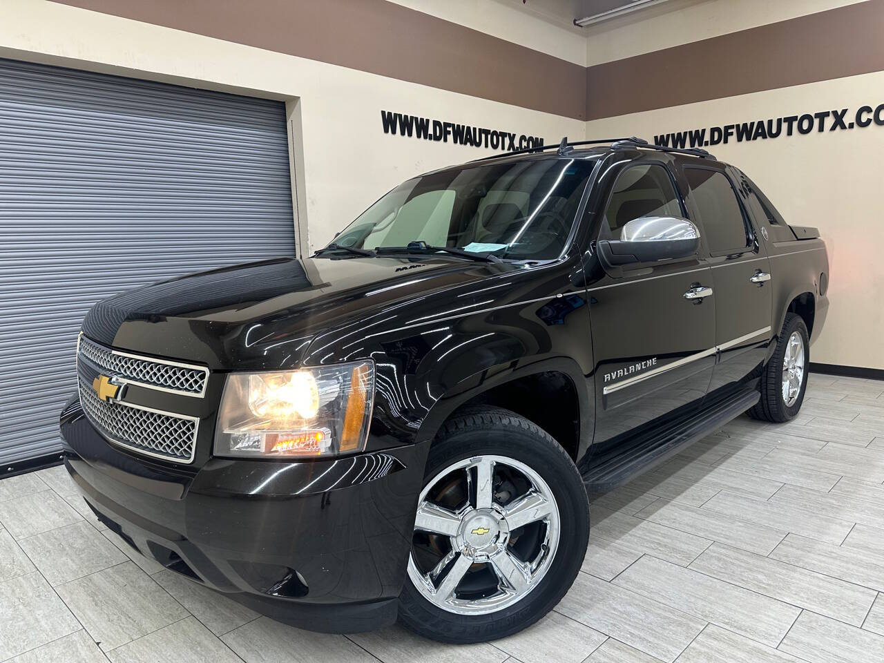 2013 Chevrolet Avalanche for sale at DFW Auto & Services Inc in Fort Worth, TX