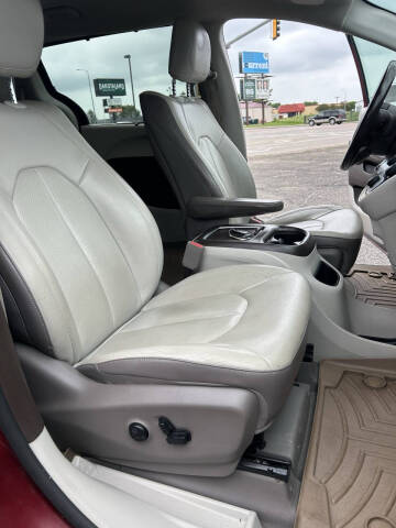 2019 Chrysler Pacifica Touring L Plus