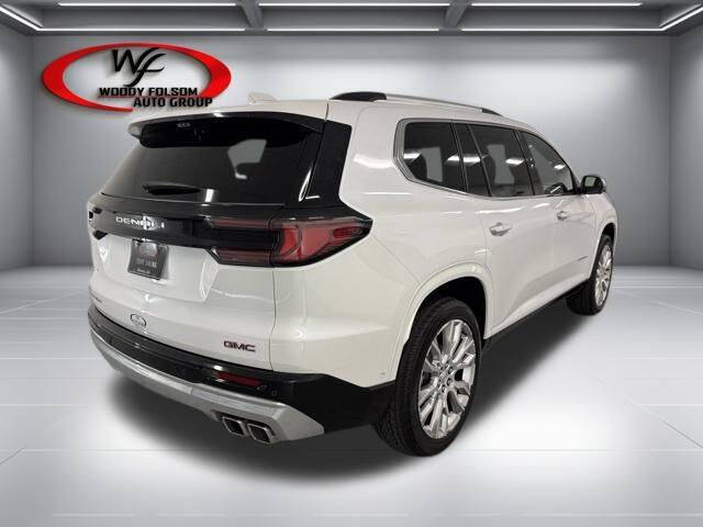 2024 GMC Acadia Denali