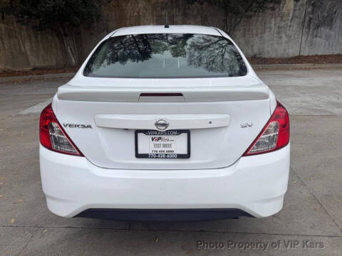 2019 Nissan Versa S Plus