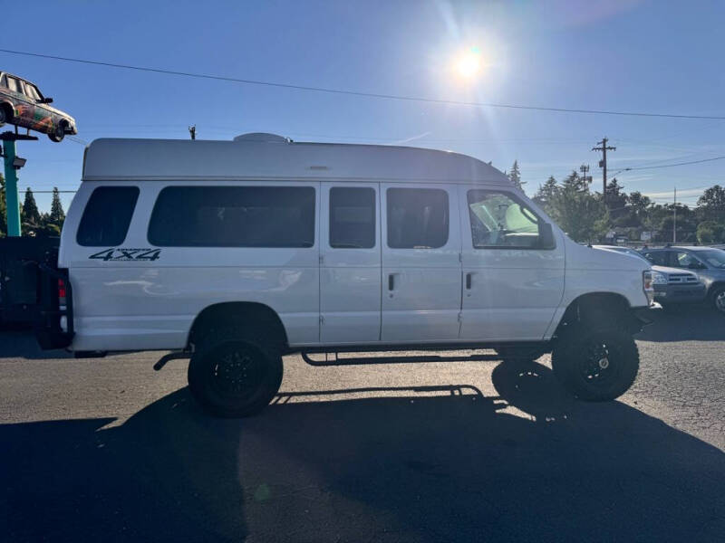 2009 Ford E-Series E-250