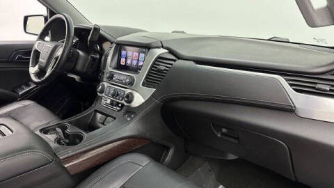 2017 GMC Yukon XL SLT