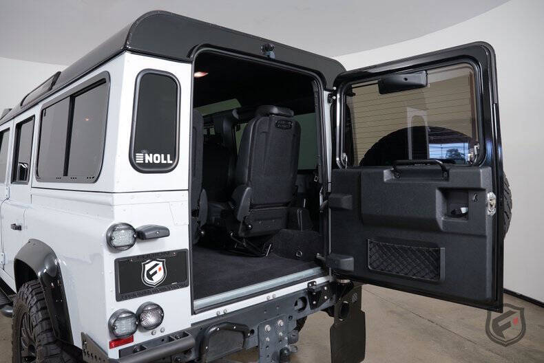 1991 Land Rover Defender