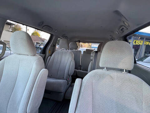 2014 Toyota Sienna