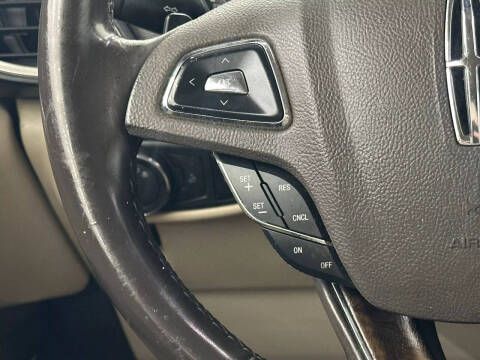2016 Lincoln MKX Select