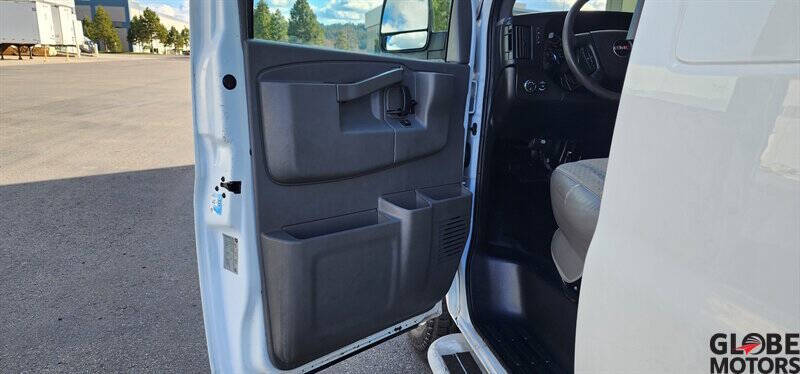 2017 GMC Savana 2500