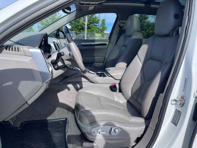 2013 Porsche Cayenne S