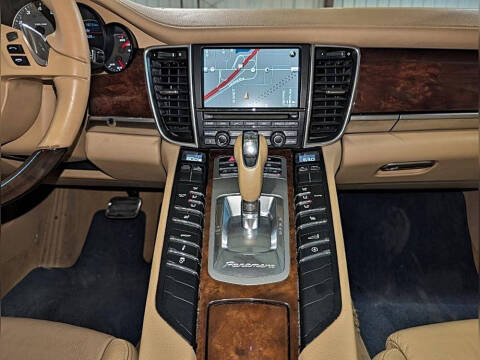 2011 Porsche Panamera