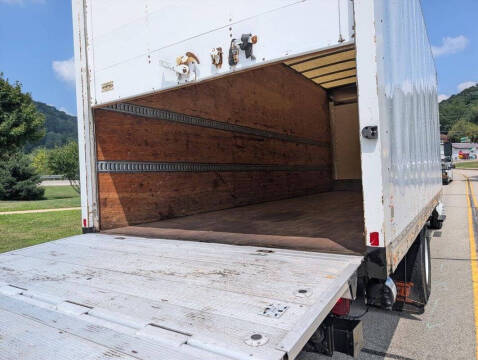 2018 International DuraStar 4300