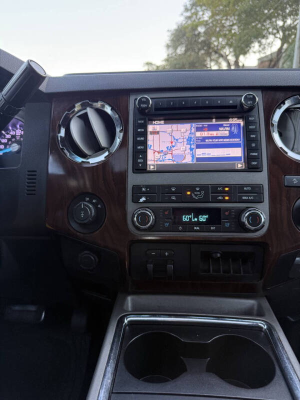 2011 Ford F-250 Super Duty Lariat